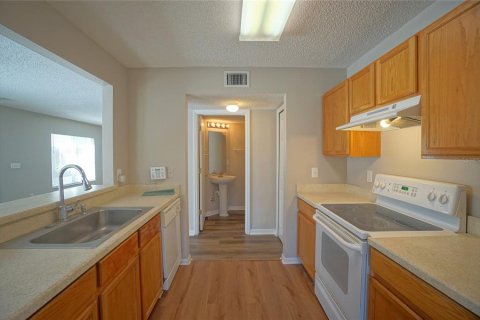 Touwnhouse à louer à Riverview, Floride: 3 chambres, 130.81 m2 № 2099886 - photo 10