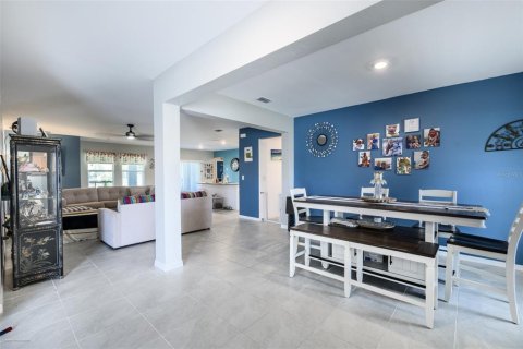 Villa ou maison à vendre à Punta Gorda, Floride: 4 chambres, 227.98 m2 № 2094801 - photo 9