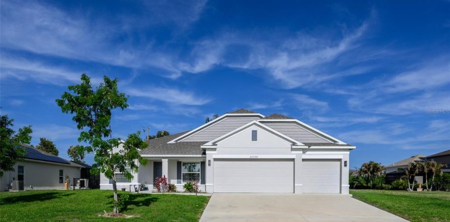 Villa ou maison à Punta Gorda, Floride 4 chambres, 227.98 m2 № 2094801