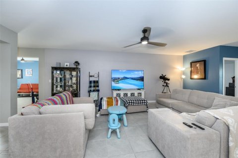 Villa ou maison à vendre à Punta Gorda, Floride: 4 chambres, 227.98 m2 № 2094801 - photo 15