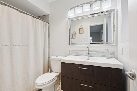 Casa en venta en Pembroke Pines, Florida, 3 dormitorios, 149.2 m2 № 1929547 - foto 27