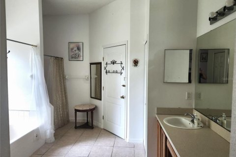 House in Palm Coast, Florida 4 bedrooms, 196.21 sq.m. № 1851888 - photo 11