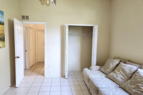 House in Palm Coast, Florida 4 bedrooms, 196.21 sq.m. № 1851888 - photo 12