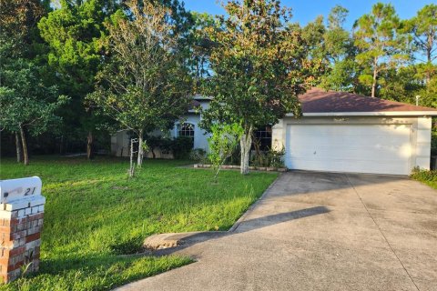 House in Palm Coast, Florida 4 bedrooms, 196.21 sq.m. № 1851888 - photo 1