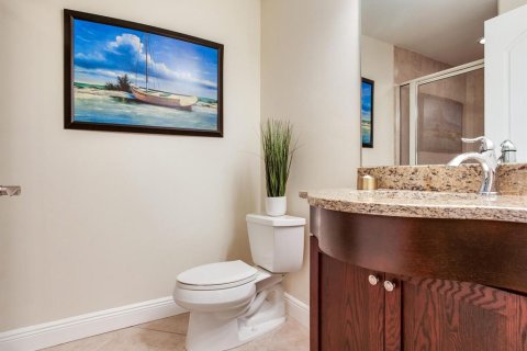 Condo in Indian Rocks Beach, Florida, 3 bedrooms  № 1858295 - photo 23