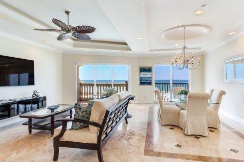 Condo in Indian Rocks Beach, Florida, 3 bedrooms  № 1858295 - photo 12