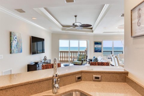Condo in Indian Rocks Beach, Florida, 3 bedrooms  № 1858295 - photo 9