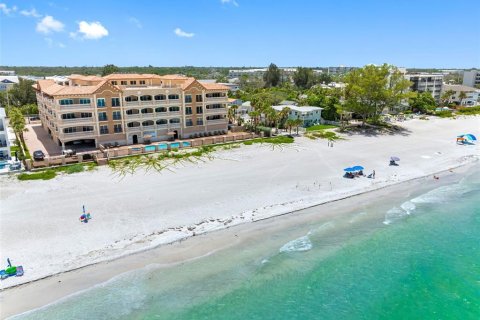 Condo in Indian Rocks Beach, Florida, 3 bedrooms  № 1858295 - photo 30