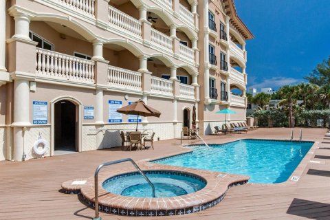 Condo in Indian Rocks Beach, Florida, 3 bedrooms  № 1858295 - photo 28