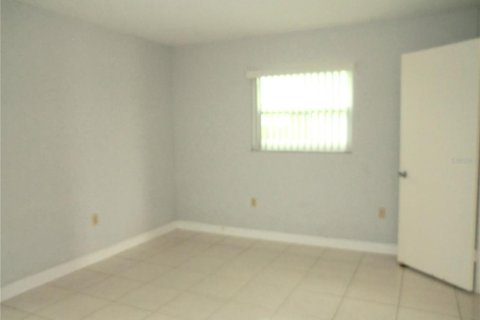 Condo in Sun City Center, Florida, 1 bedroom  № 2272828 - photo 10