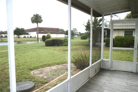 Condo in Sun City Center, Florida, 1 bedroom  № 2272828 - photo 15