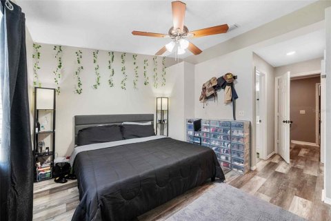 Touwnhouse à vendre à Palm Harbor, Floride: 2 chambres, 107.86 m2 № 2205848 - photo 4