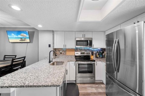 Touwnhouse à vendre à Palm Harbor, Floride: 2 chambres, 107.86 m2 № 2205848 - photo 17
