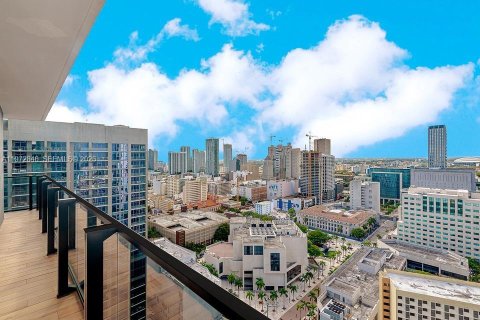 Condo à Miami, Floride, 3 chambres  № 2041937