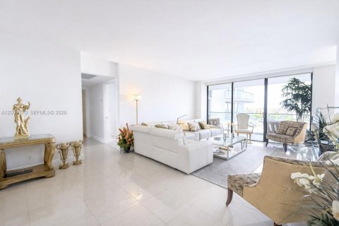 Copropriété à louer à Aventura, Floride: 3 chambres, 148.64 m2 № 2065741 - photo 8