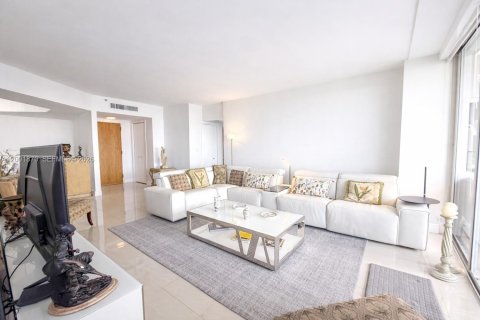 Condo à Aventura, Floride, 3 chambres  № 2065741