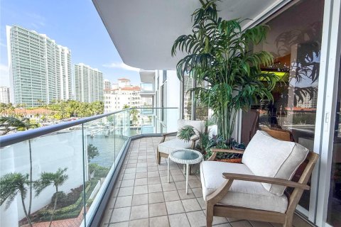 Copropriété à louer à Aventura, Floride: 3 chambres, 148.64 m2 № 2065741 - photo 7