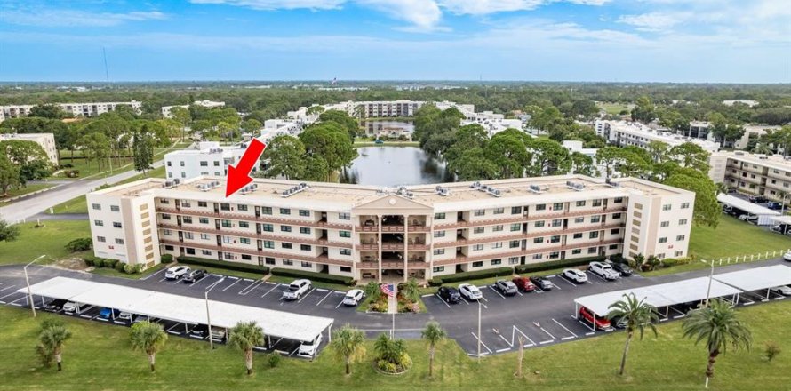 Condo in Saint Petersburg, Florida, 2 bedrooms № 1846422