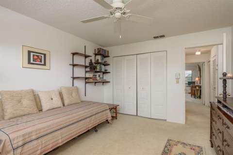 Condo in Saint Petersburg, Florida, 2 bedrooms  № 1846422 - photo 24