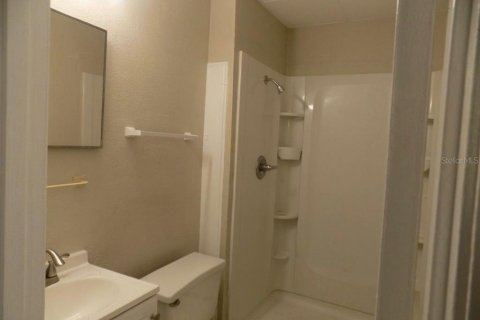 Immobilier commercial à vendre à Saint Petersburg, Floride: 4 chambres, 161.28 m2 № 2222891 - photo 7