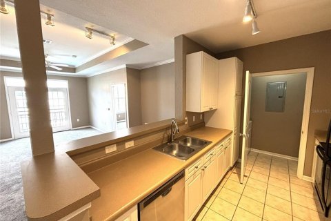 Copropriété à vendre à Tampa, Floride: 2 chambres, 100.33 m2 № 2151324 - photo 7