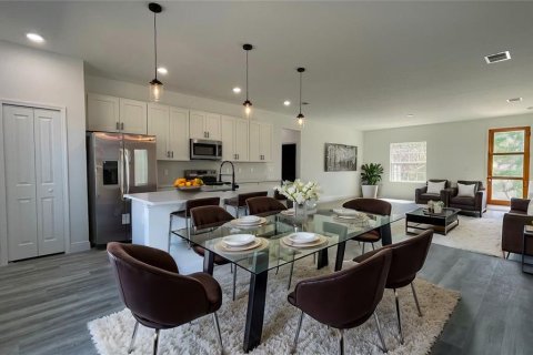 House in Ocala, Florida 4 bedrooms, 164.81 sq.m. № 1717610 - photo 13