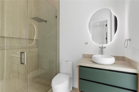 House in Cape Coral, Florida 4 bedrooms, 222.97 sq.m. № 1986225 - photo 19