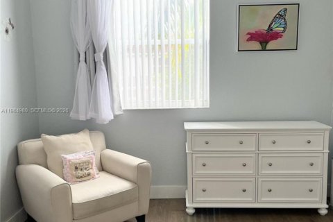 Condo in Miramar, Florida, 3 bedrooms  № 2050590 - photo 15