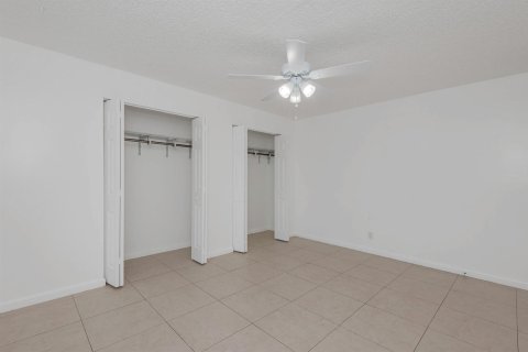 Appartement à louer à Coral Springs, Floride: 2 chambres, 790.32 m2 № 2253942 - photo 23