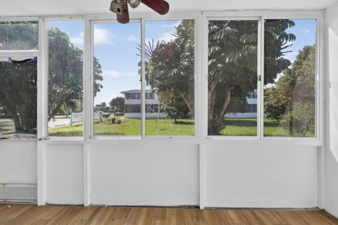 Copropriété à vendre à West Palm Beach, Floride: 1 chambre, 52.95 m2 № 2389579 - photo 12