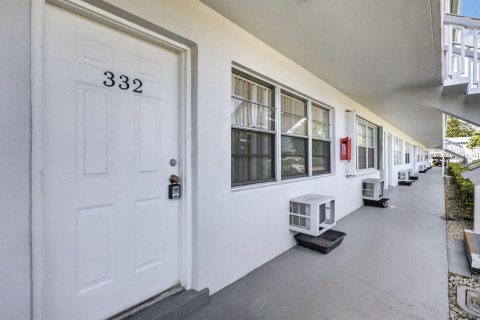Copropriété à vendre à West Palm Beach, Floride: 1 chambre, 52.95 m2 № 2389579 - photo 2