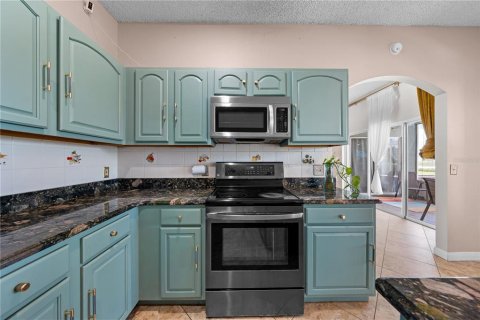 Купить виллу или дом в Киссимми, Флорида 7 комнат, 215.35м2, № 2214540 - фото 14
