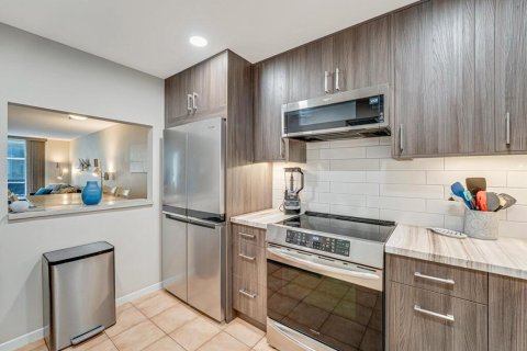 Condo in Boynton Beach, Florida, 2 bedrooms  № 2181306 - photo 10