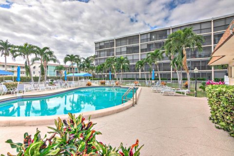Condo in Boynton Beach, Florida, 2 bedrooms  № 2181306 - photo 26