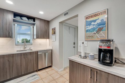 Condo in Boynton Beach, Florida, 2 bedrooms  № 2181306 - photo 8