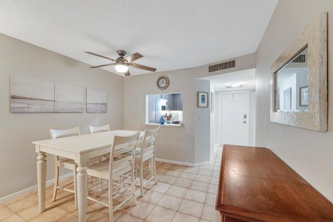 Condo in Boynton Beach, Florida, 2 bedrooms  № 2181306 - photo 5