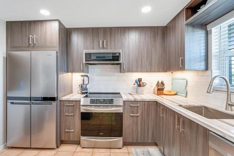 Condo in Boynton Beach, Florida, 2 bedrooms  № 2181306 - photo 11