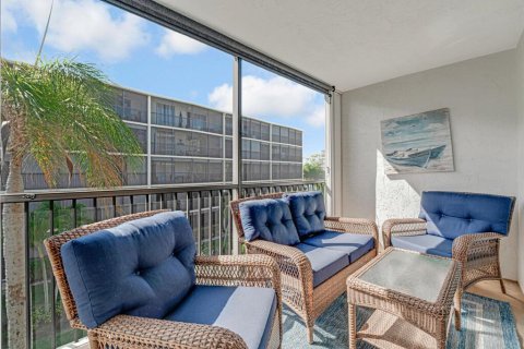 Condo in Boynton Beach, Florida, 2 bedrooms  № 2181306 - photo 20