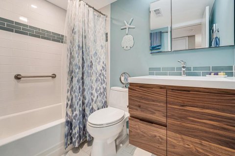 Condo in Boynton Beach, Florida, 2 bedrooms  № 2181306 - photo 19