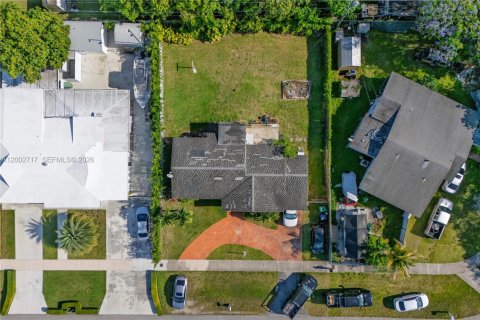 Villa ou maison à vendre à Miami, Floride: 3 chambres, 109.44 m2 № 2175690 - photo 29