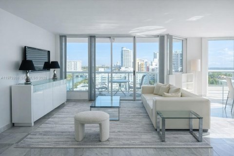 Condo in Miami Beach, Florida, 2 bedrooms № 2038286 - photo 22