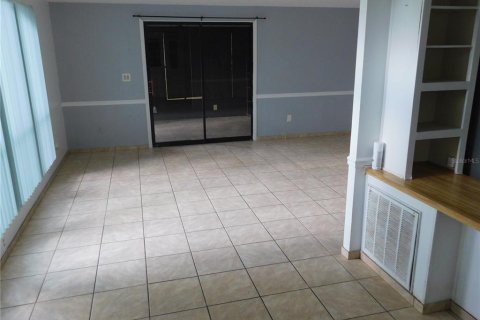 Appartement à louer à Lady Lake, Floride: 2 chambres, 106.28 m2 № 2420371 - photo 14