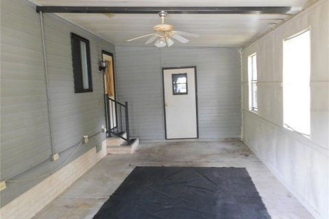 Appartement à louer à Lady Lake, Floride: 2 chambres, 106.28 m2 № 2420371 - photo 2