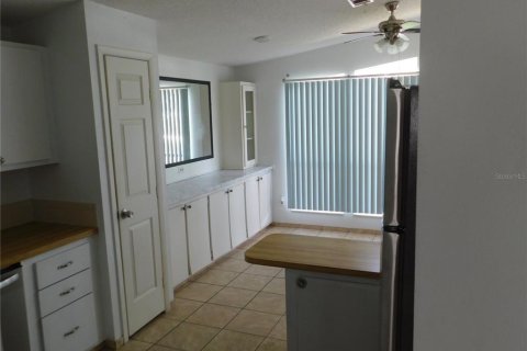 Appartement à louer à Lady Lake, Floride: 2 chambres, 106.28 m2 № 2420371 - photo 5