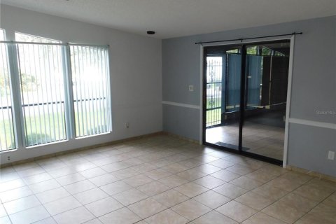 Appartement à louer à Lady Lake, Floride: 2 chambres, 106.28 m2 № 2420371 - photo 6