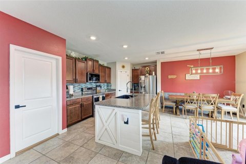 Villa ou maison à vendre à Wimauma, Floride: 4 chambres, 177.81 m2 № 2352347 - photo 16