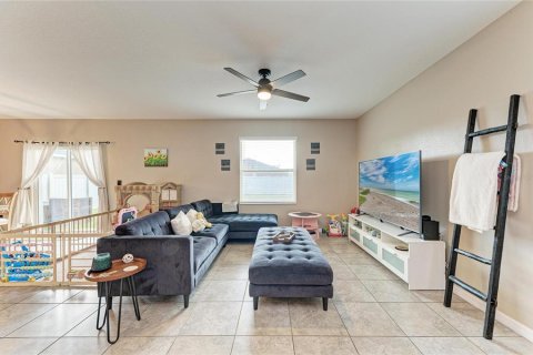 Villa ou maison à vendre à Wimauma, Floride: 4 chambres, 177.81 m2 № 2352347 - photo 10