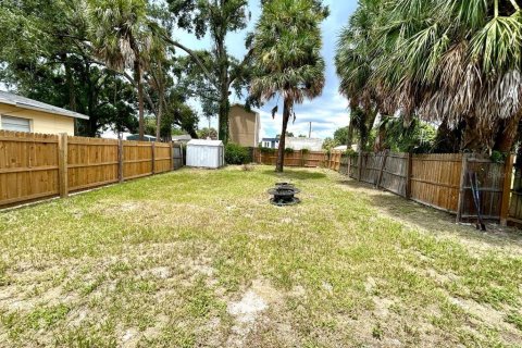 House in Tampa, Florida 3 bedrooms, 86.96 sq.m. № 2148328 - photo 10