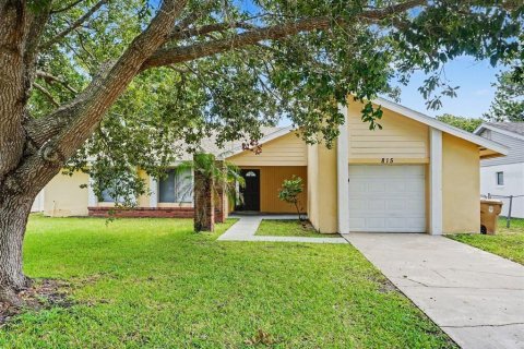 House in Kissimmee, Florida 3 bedrooms, 113.15 sq.m. № 2366572
