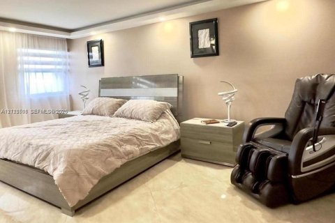 Condominio en venta en Hollywood, Florida, 3 dormitorios, 184.88 m2 № 2433803 - foto 9